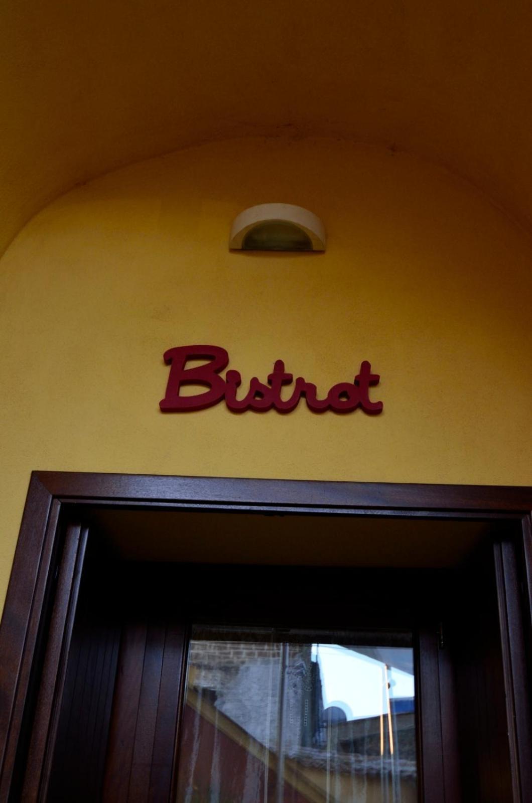 Manouche Osteria B&B Caserta Ngoại thất bức ảnh